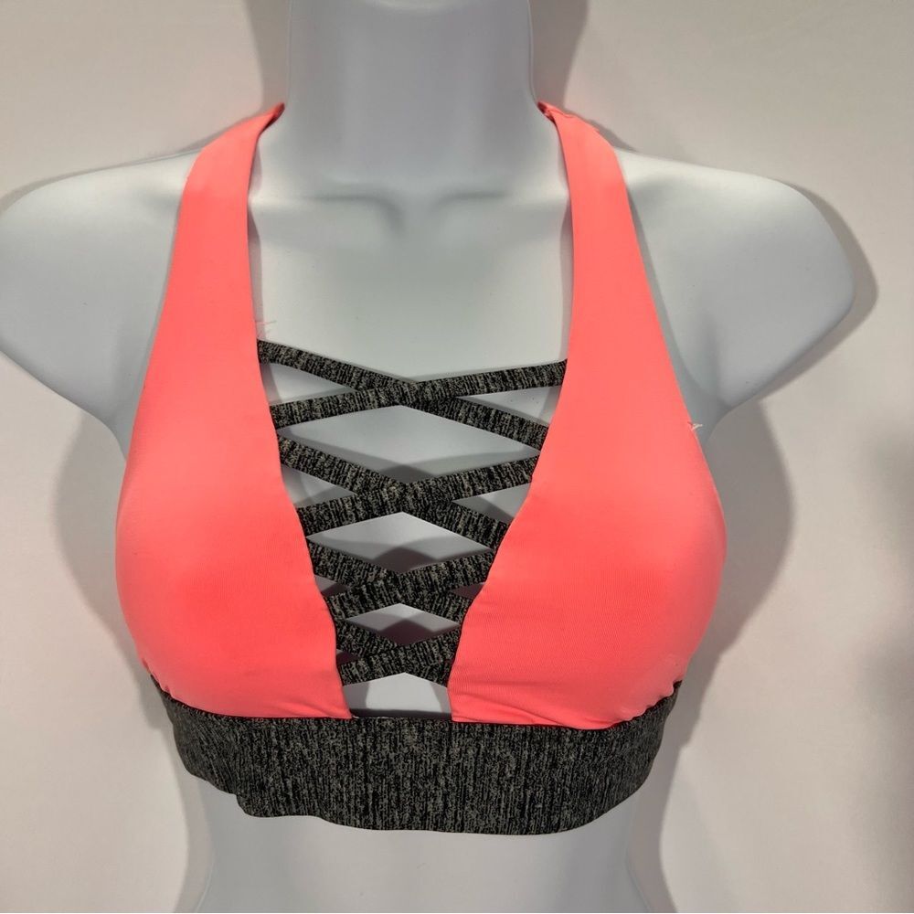 PINK Ultimate Sports Bra Size XS